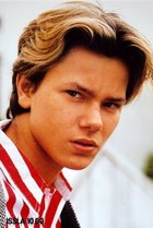 River Phoenix : rphoenix_1233800858.jpg