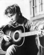 River Phoenix : rphoenix_1270929055.jpg