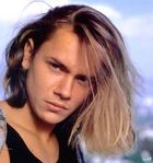 River Phoenix : rphoenix_1270929131.jpg