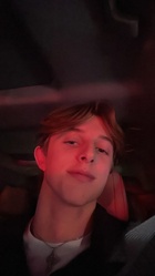 Rush Holland : rush-holland-1641310541.jpg