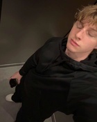 Rush Holland : rush-holland-1744318036.jpg