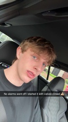 Rush Holland : rush-holland-1747153998.jpg