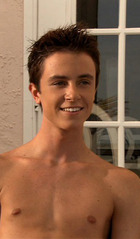 Ryan Kelley : ryan-kelley-1353876292.jpg