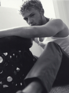 Ryan Phillippe : ryan_phillippe_1220216554.jpg