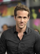 Ryan Reynolds : ryan_reynolds_1295126545.jpg