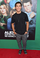 Ryan Potter : ryan-potter-1473394625.jpg