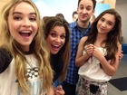 Sabrina Carpenter : TI4U1408293903.jpg