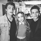 Sabrina Carpenter : TI4U1450078459.jpg