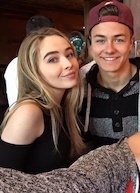 Sabrina Carpenter : TI4U1468256199.jpg