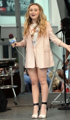 Sabrina Carpenter : sabrina-carpenter-1413217075.jpg