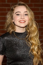 Sabrina Carpenter : sabrina-carpenter-1424378105.jpg