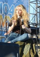 Sabrina Carpenter : sabrina-carpenter-1447558055.jpg