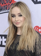 Sabrina Carpenter : sabrina-carpenter-1491294517.jpg