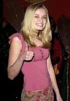 Sara Paxton : harrypre.jpg