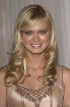 Sara Paxton : sara-paxton-1335686013.jpg