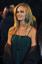 Sara Paxton : sara_paxton_1253076210.jpg