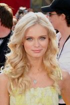 Sara Paxton : sara_paxton_1255842457.jpg