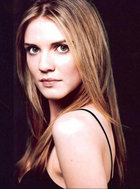 Sara Canning : saracanning_1273366656.jpg