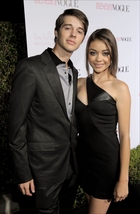 Sarah Hyland : TI4U1380577643.jpg