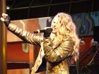 Savannah Outen : savannah_outen_1261961280.jpg