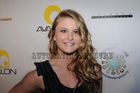 Savannah Outen : savannah_outen_1274570462.jpg