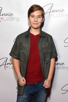 Sawyer Sharbino : sawyer-sharbino-1609628026.jpg