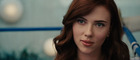 Scarlett Johansson : scarlett-johansson-1387120982.jpg