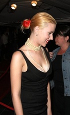 Scarlett Johansson : scarlett-johansson-1413392655.jpg