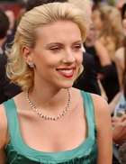 Scarlett Johansson : scarlett_johansson_1256964600.jpg