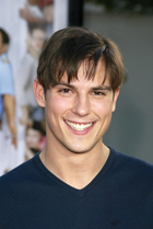 Sean Faris : TI4U_u1138428407.jpg