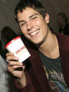 Sean Faris : TI4U_u1148074902.jpg