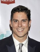 Sean Faris : sean-faris-1351100227.jpg