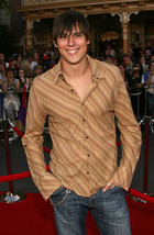 Sean Faris : sean_faris_1241760235.jpg