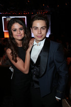 Selena Gomez : TI4U1402933067.jpg