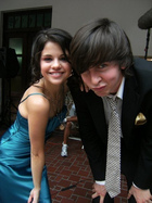 Selena Gomez : TI4U_u1250877084.jpg