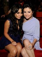 Selena Gomez : TI4U_u1260726855.jpg