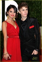 Selena Gomez : TI4U_u1299012197.jpg