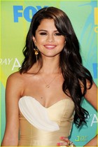 Selena Gomez : selena-gomez-1313522669.jpg
