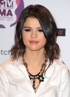 Selena Gomez : selena-gomez-1320857030.jpg