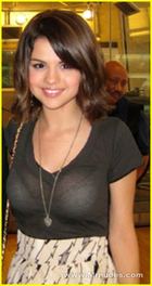 Selena Gomez : selena-gomez-1330794947.jpg