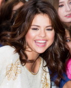 Selena Gomez : selena-gomez-1346767923.jpg