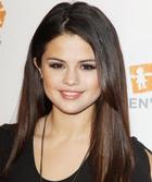 Selena Gomez : selena-gomez-1362772889.jpg