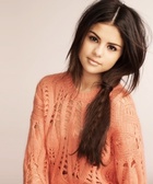 Selena Gomez : selena-gomez-1366553629.jpg