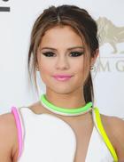 Selena Gomez : selena-gomez-1369064803.jpg