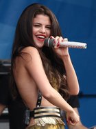 Selena Gomez : selena-gomez-1376412865.jpg