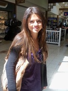 Selena Gomez : selena-gomez-1379191782.jpg