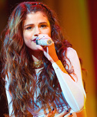 Selena Gomez : selena-gomez-1382472849.jpg