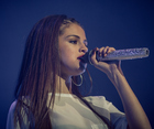 Selena Gomez : selena-gomez-1384809040.jpg