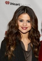 Selena Gomez : selena-gomez-1386764096.jpg