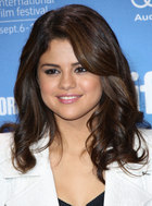 Selena Gomez : selena-gomez-1389124171.jpg